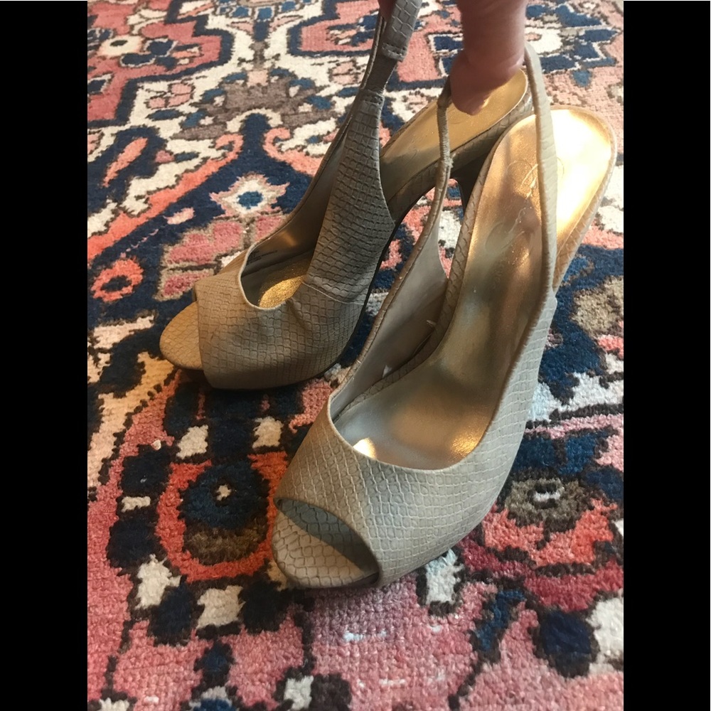 Jessica Simpson heels